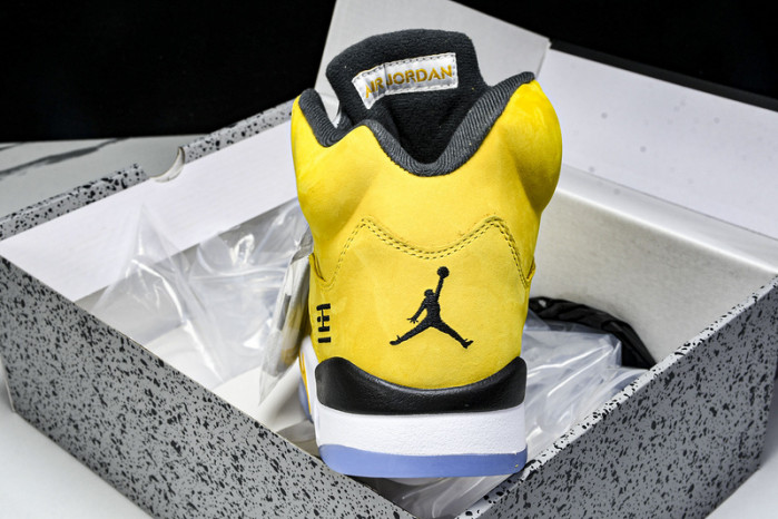 Jordan 5 Retro Tokyo T23 (2025) - IO3372-700