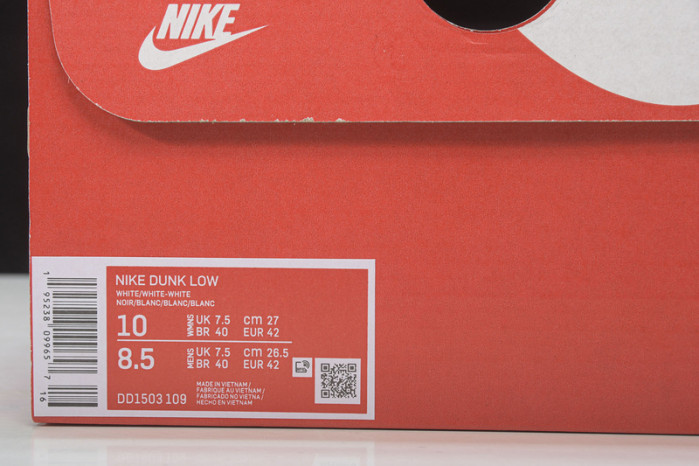 nike dunk low triple white dd1503-109