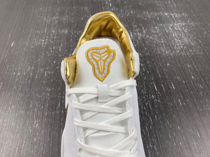 nike kobe 8 protro white metallic gold fv6325-102