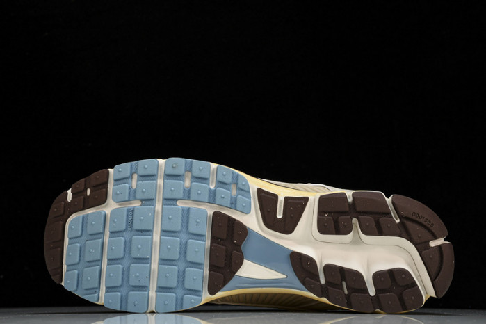 nike zoom vomero 5 oatmeal fb8825-111