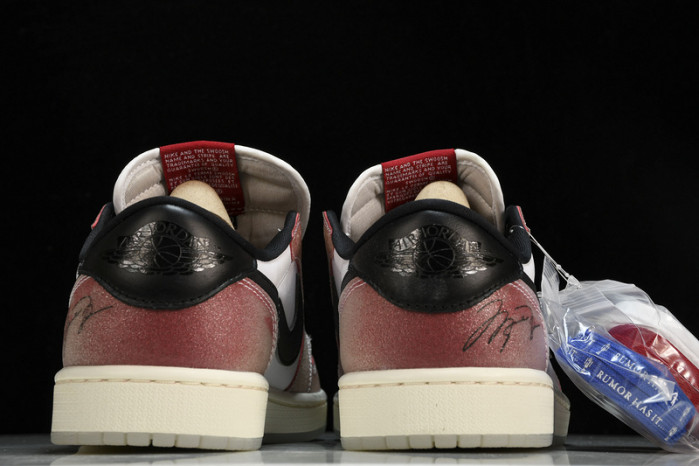 trophy room x air jordan 1 low og sp chicago fn0432-019