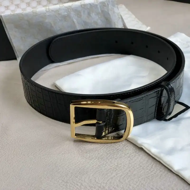 G*u*i s belt 2009xf0073