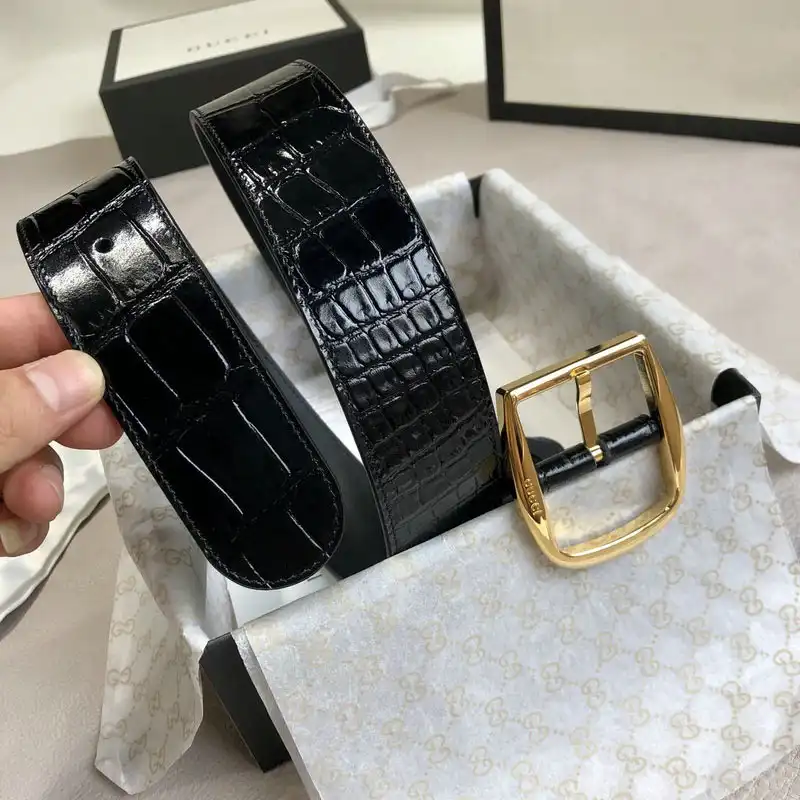 G*u*i s belt 2009xf0073