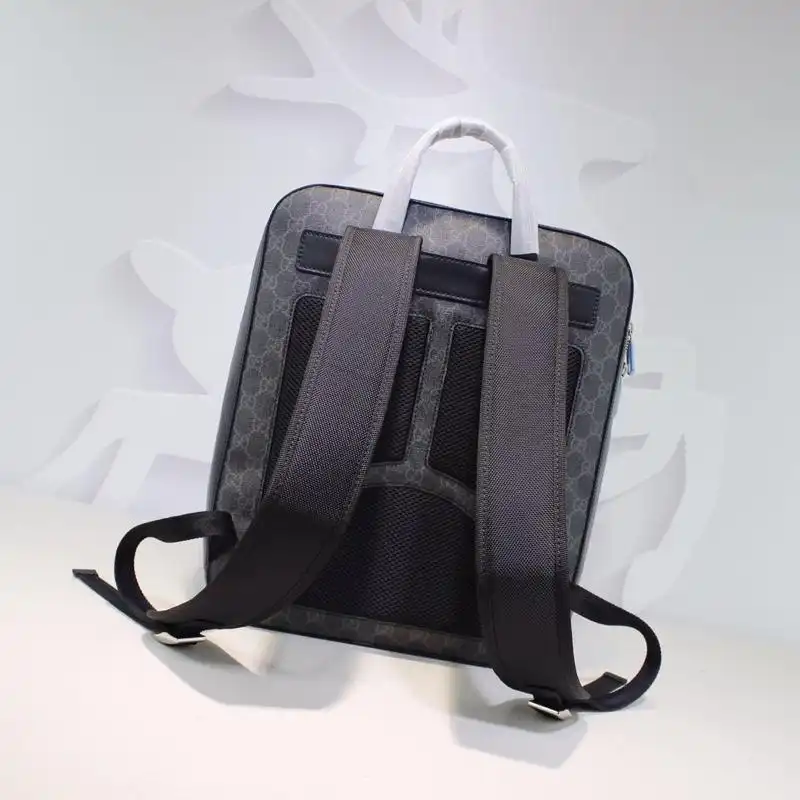 G*u*i backpack 19gm0070