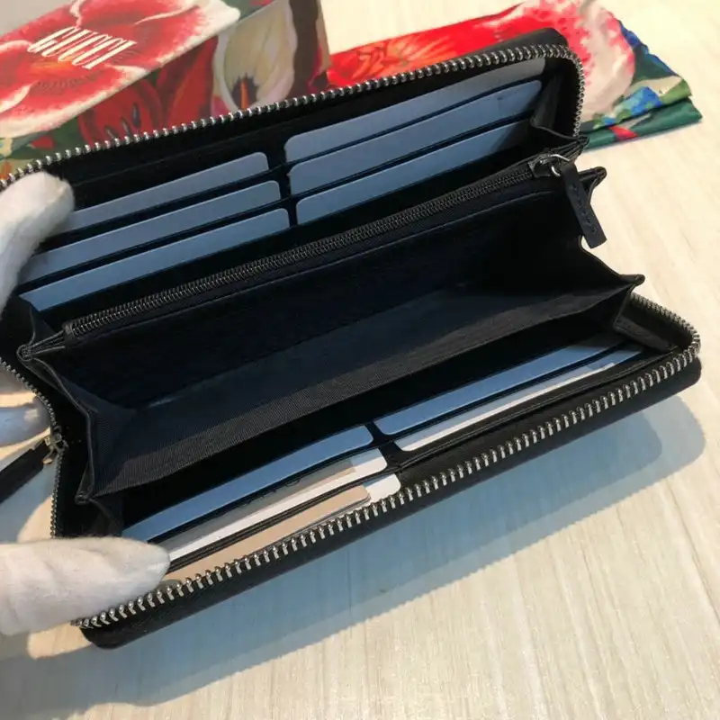 G*u*i bags 20guc0136