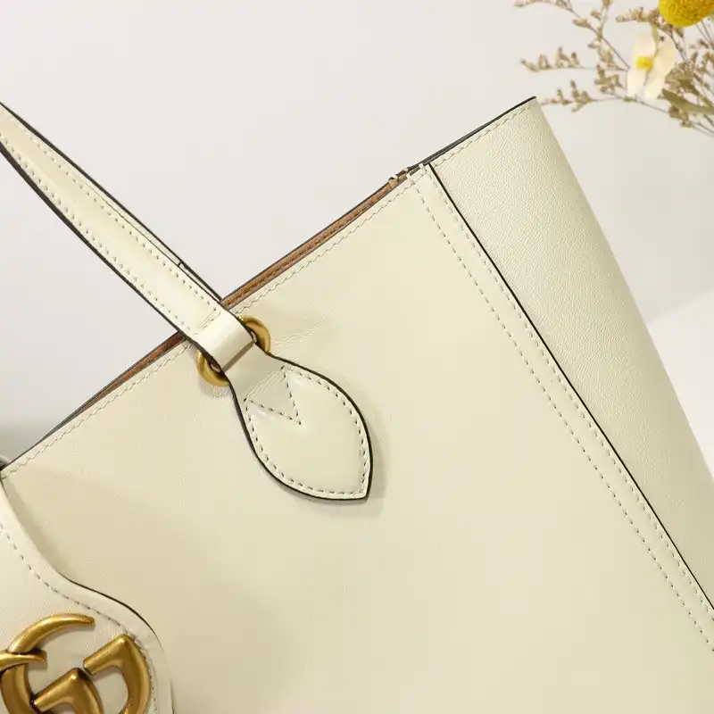 G*u*i bags 2106dj0036