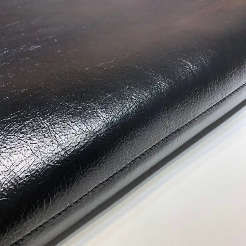 G*u*i bags 2107ya0038