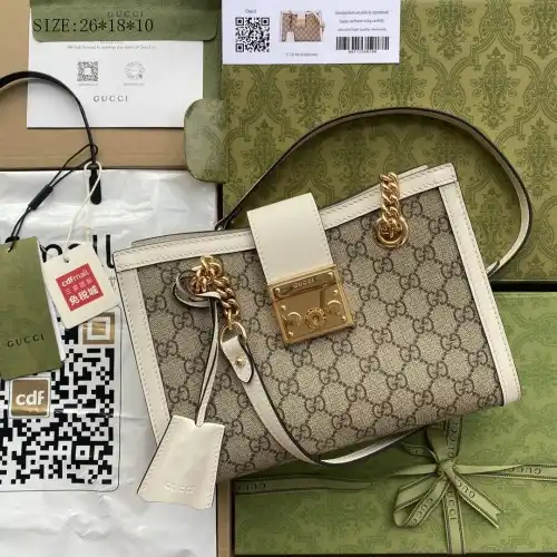 G*u*i s bags 2108ya0084