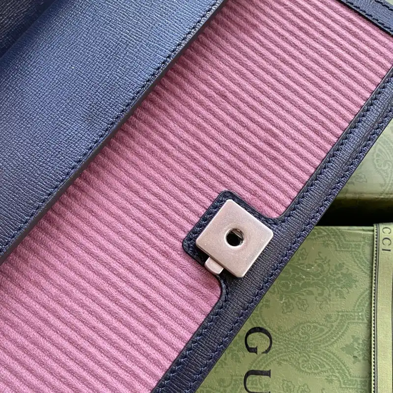 G*u*i bags 2111ya0021