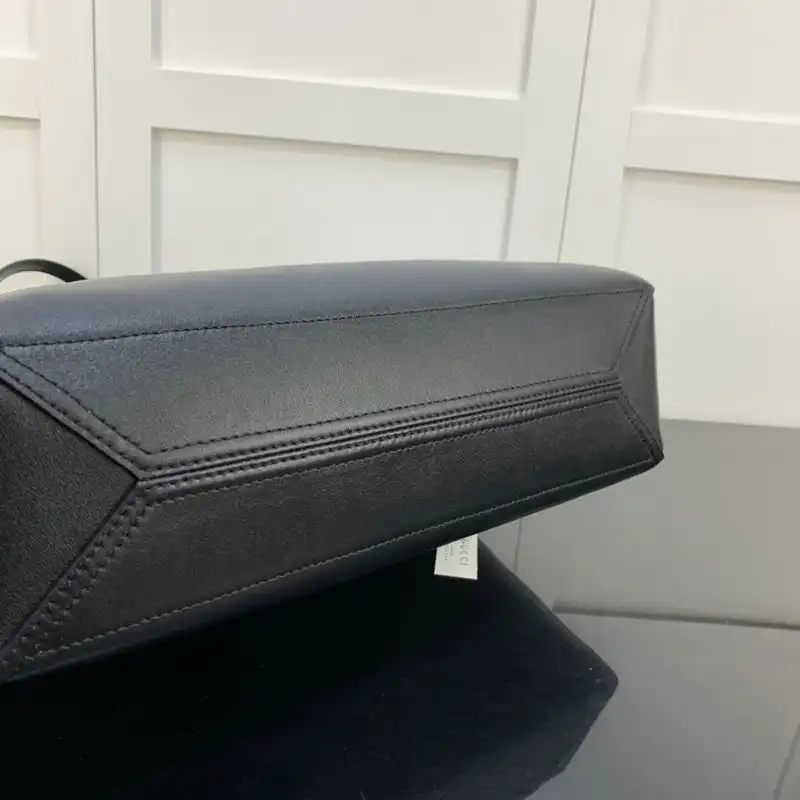 G*u*i bag 2204ya0012