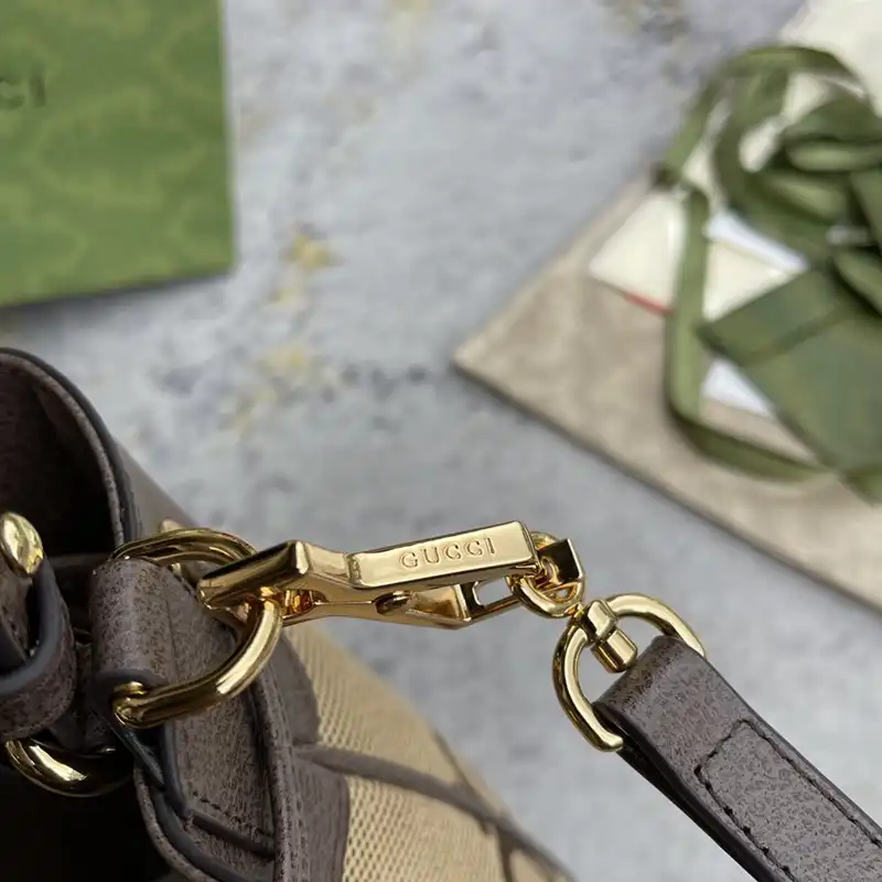 G*u*i bag 2210dj0018