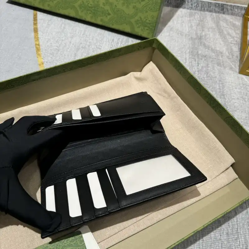 G*u*i bags 2409ya0046