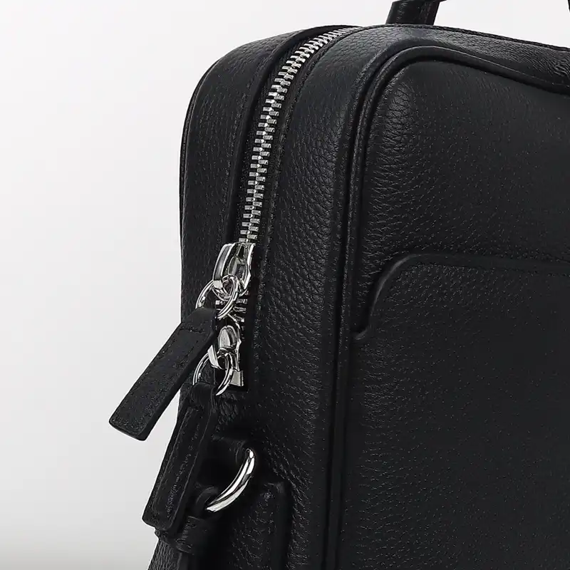 G*u*i bags 2411ya0204