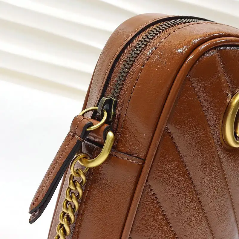 G*u*i bags 2012sh0001