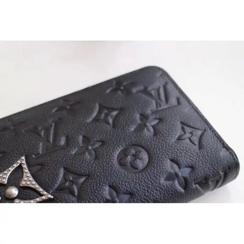 LV Bags 19T1L0286