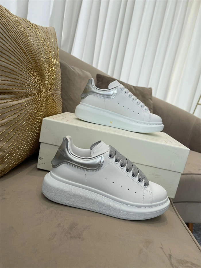 Popular Alexander McQueen Oversized 2575