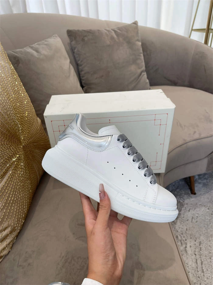 Popular Alexander McQueen Oversized 2575