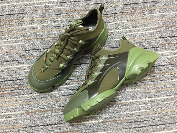 Sustainable DR Sneakers 1328