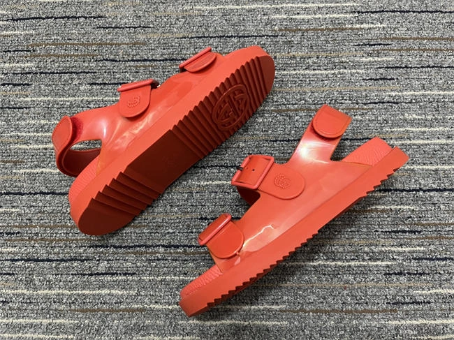 stretchable G*u*i sandals 360