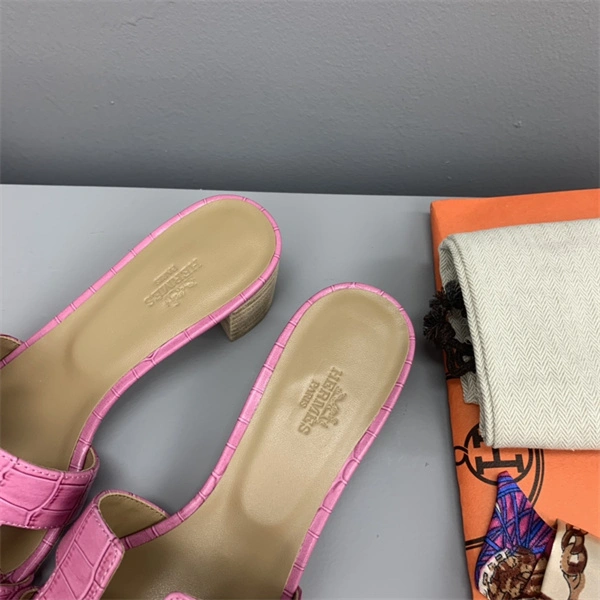 H Slipper Unisex 2365