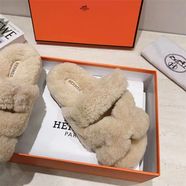 Efficient H Slipper 2380