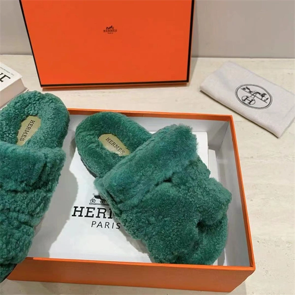 Efficient H Slipper 2380