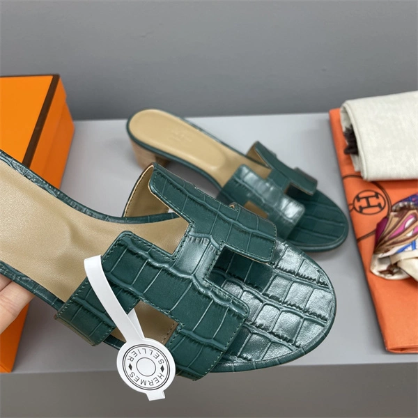 Timeless H Slipper 2385