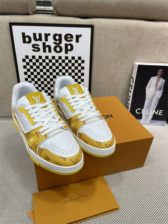 Lv Trainer Sneaker Unique 2117
