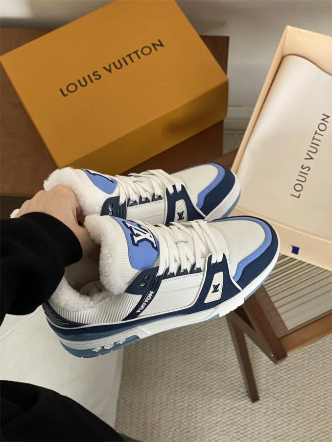 Original Lv Trainer Sneaker 2039