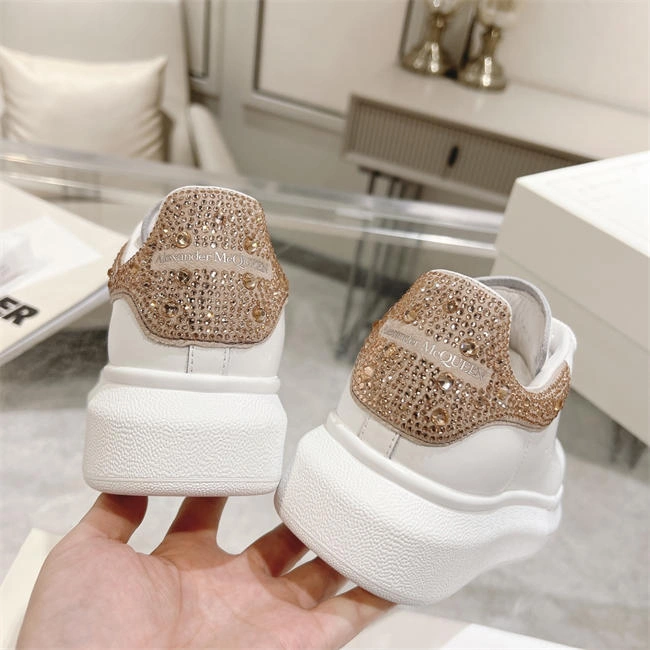 Stylish McQueen Sneaker 2482