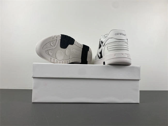 OFF-WHITE Out Of Office DailyWear 3131