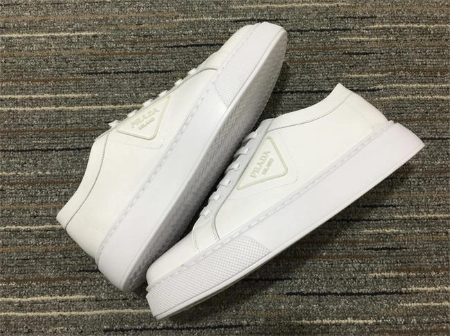 Prada Leather Sneaker MultiPurpose 3325