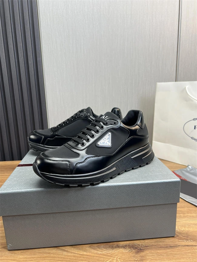 Prada Runner Sneaker EasyCare 3195