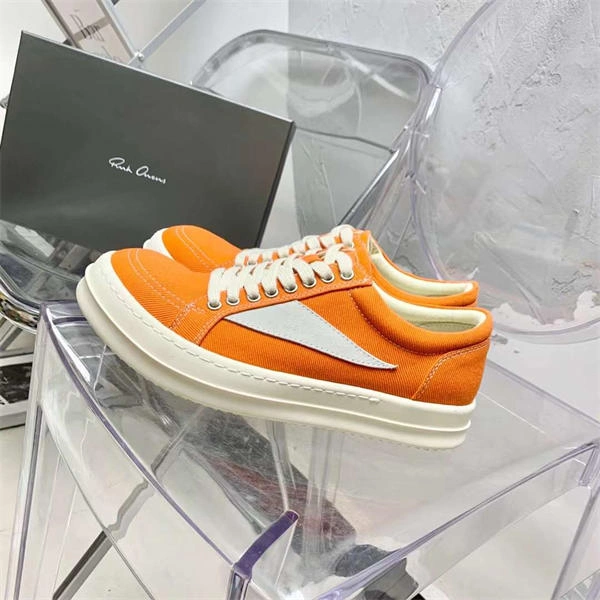 Trendsetting Rick Owens Sneaker 3478